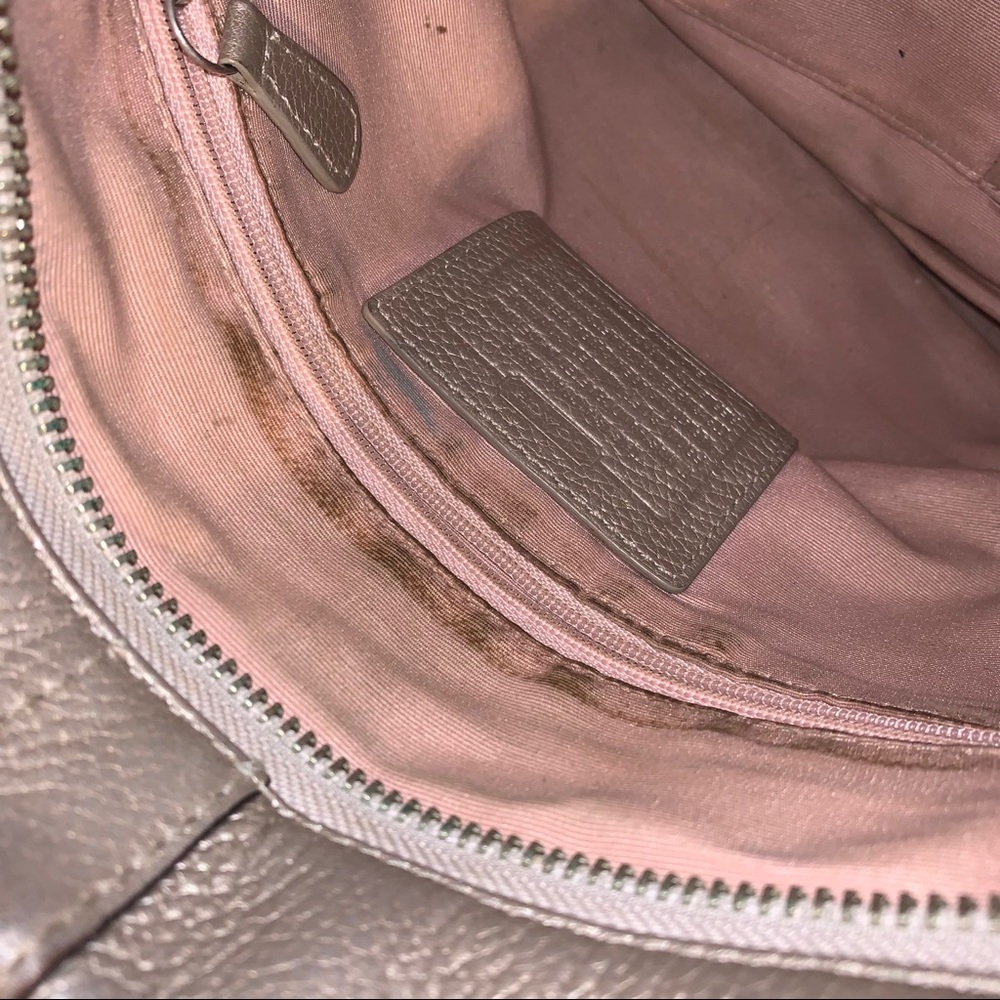 Coach || Metallic Silver Crossbody Chain Bag - Picture 4 of 9